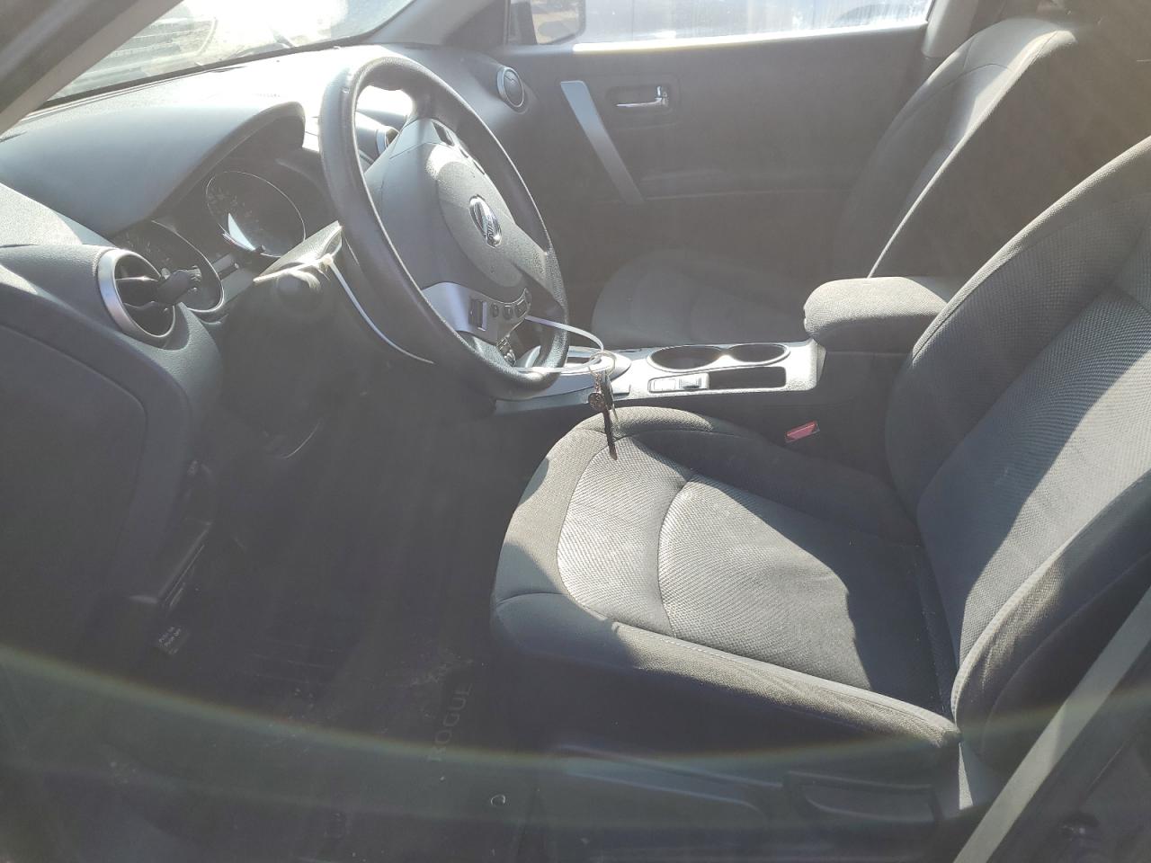 2013 Nissan Rogue - Image 7