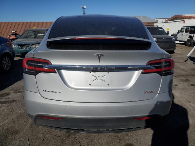  TESLA MODEL X 2016 Серебристый