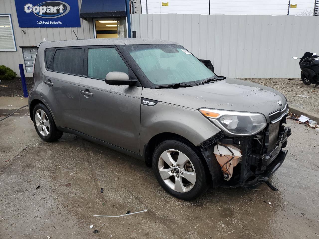 VIN KNDJN2A27H7501326 2017 KIA SOUL no.4