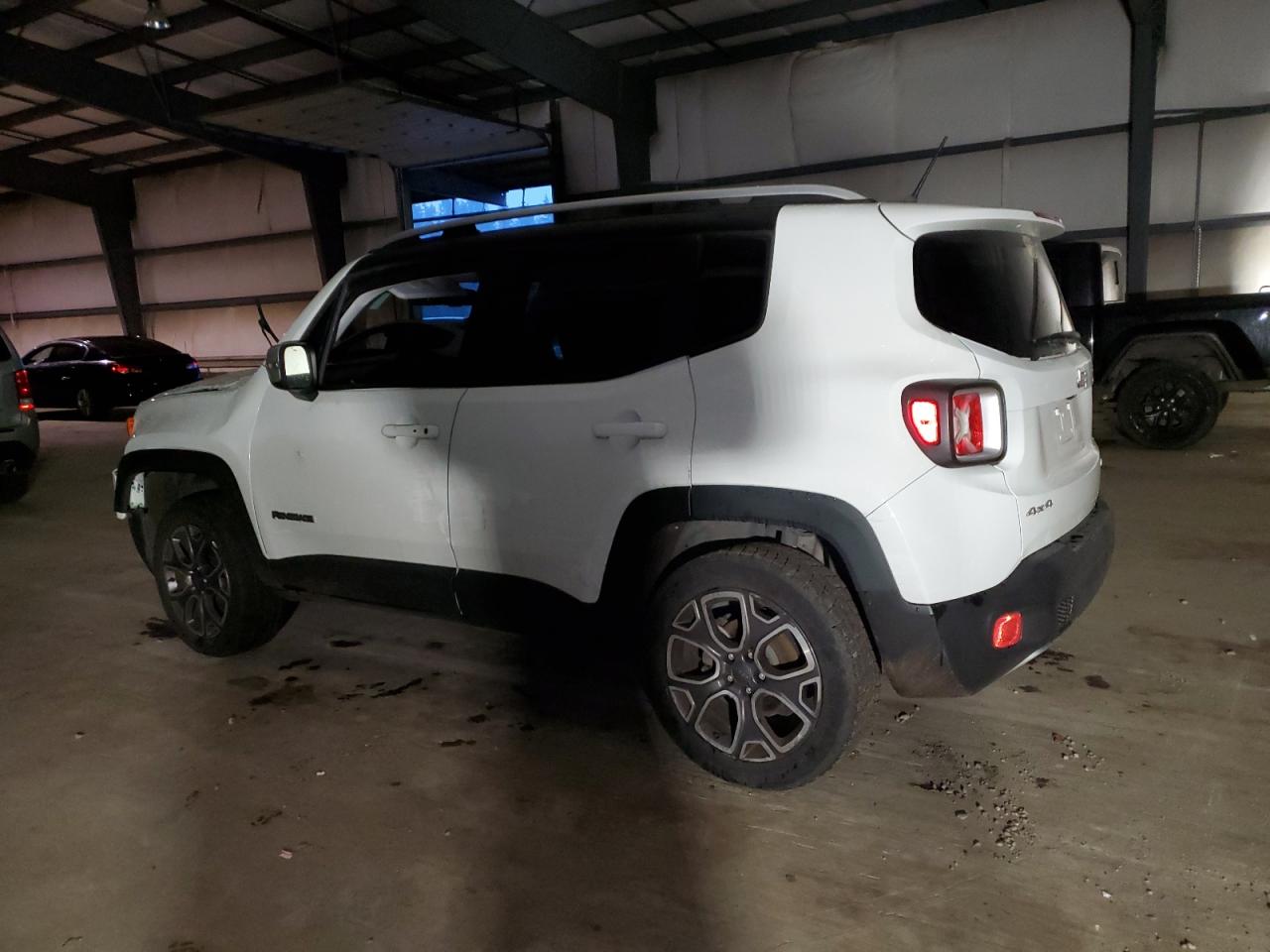 VIN ZACCJBDT1FPB32911 2015 JEEP RENEGADE no.2