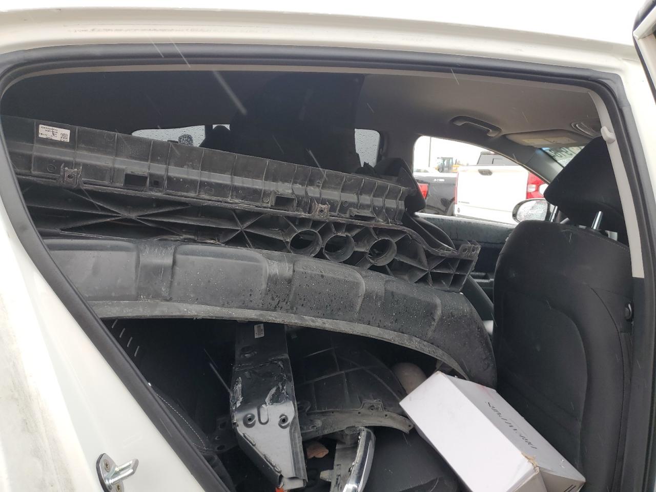 2021 Kia Sportage - Image 11