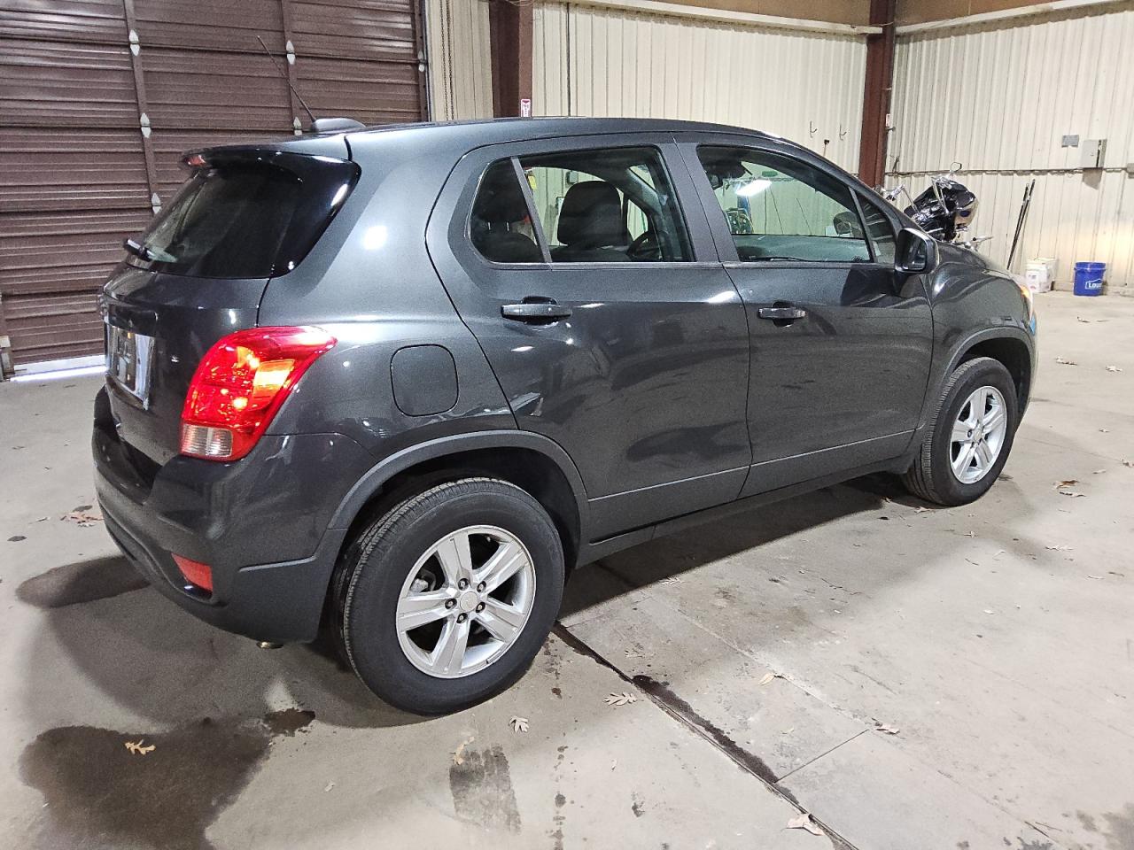 2020 Chevrolet Trax - Image 3