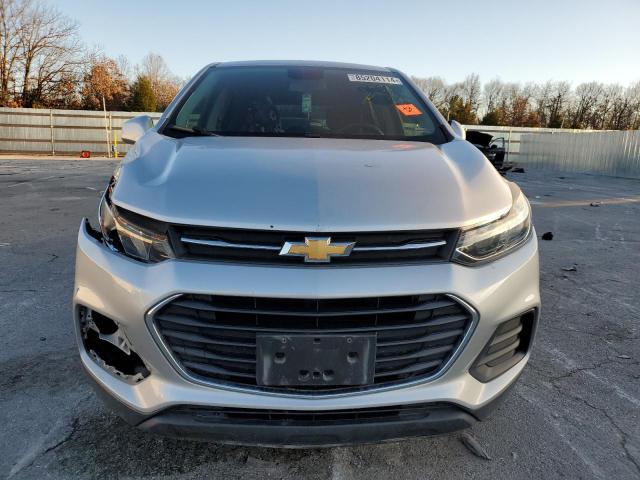 Parquets CHEVROLET TRAX 2017 Silver