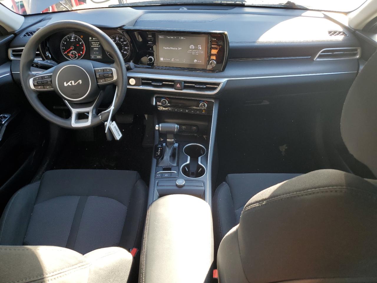 2023 Kia K5 - Image 8