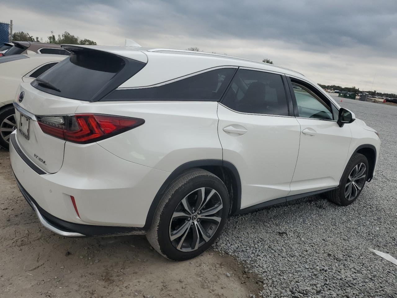2018 Lexus RX - Image 3