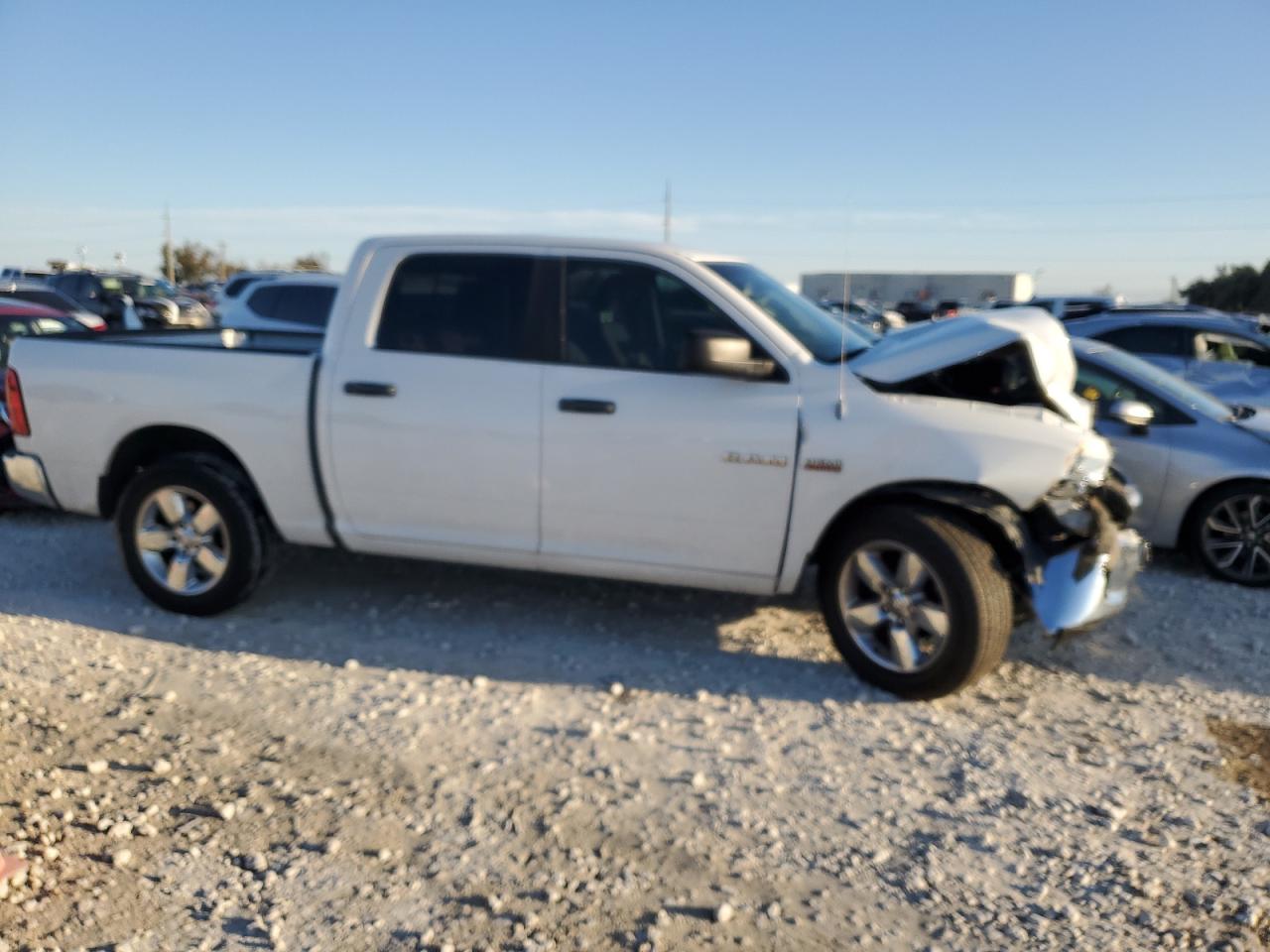 VIN 1C6RR6LT5DS711913 2013 RAM 1500 no.4