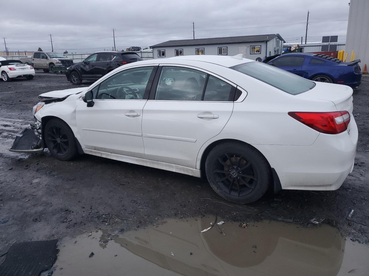 2017 Subaru Legacy - Image 2