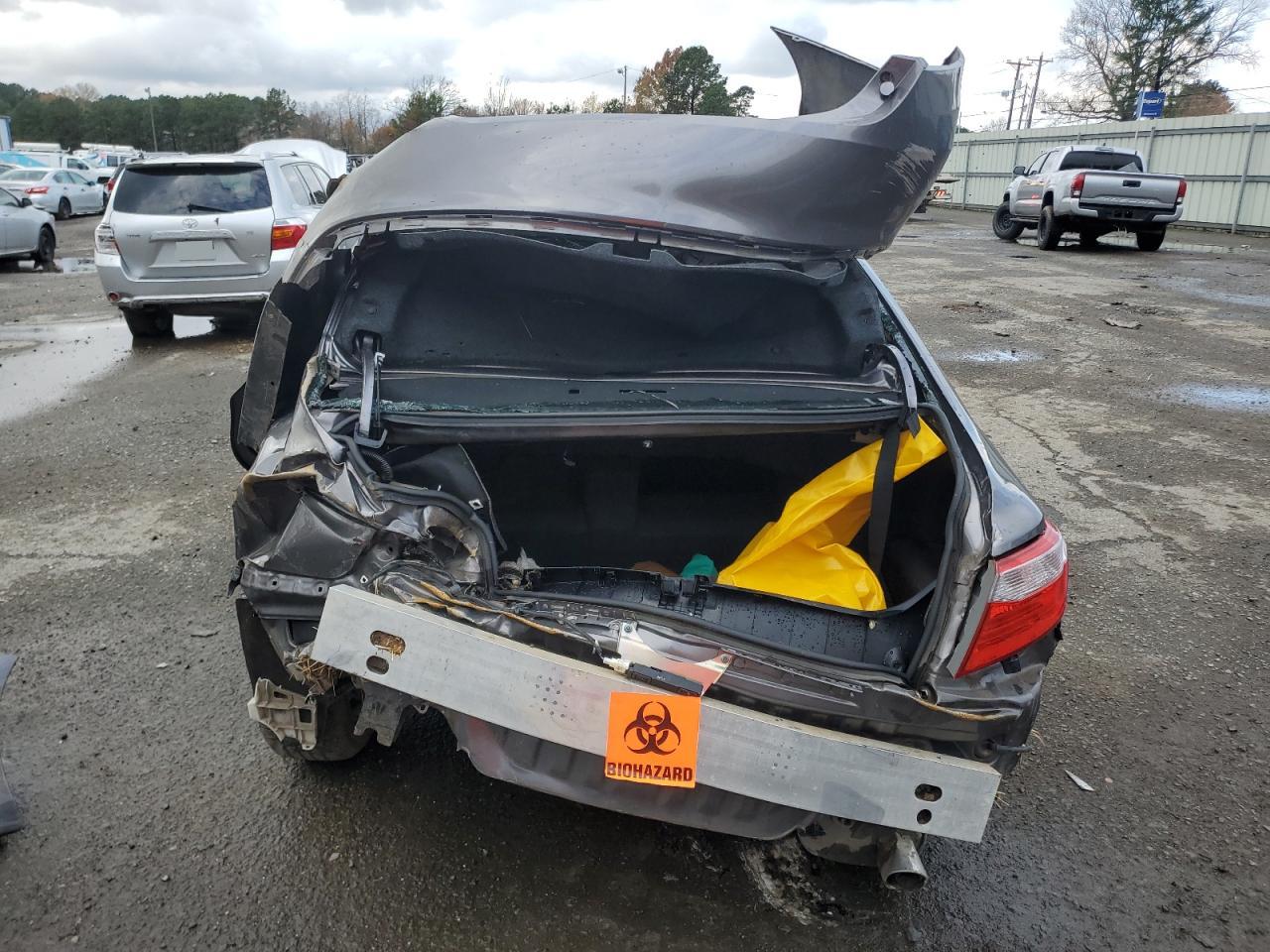 2015 Toyota Camry - Image 6
