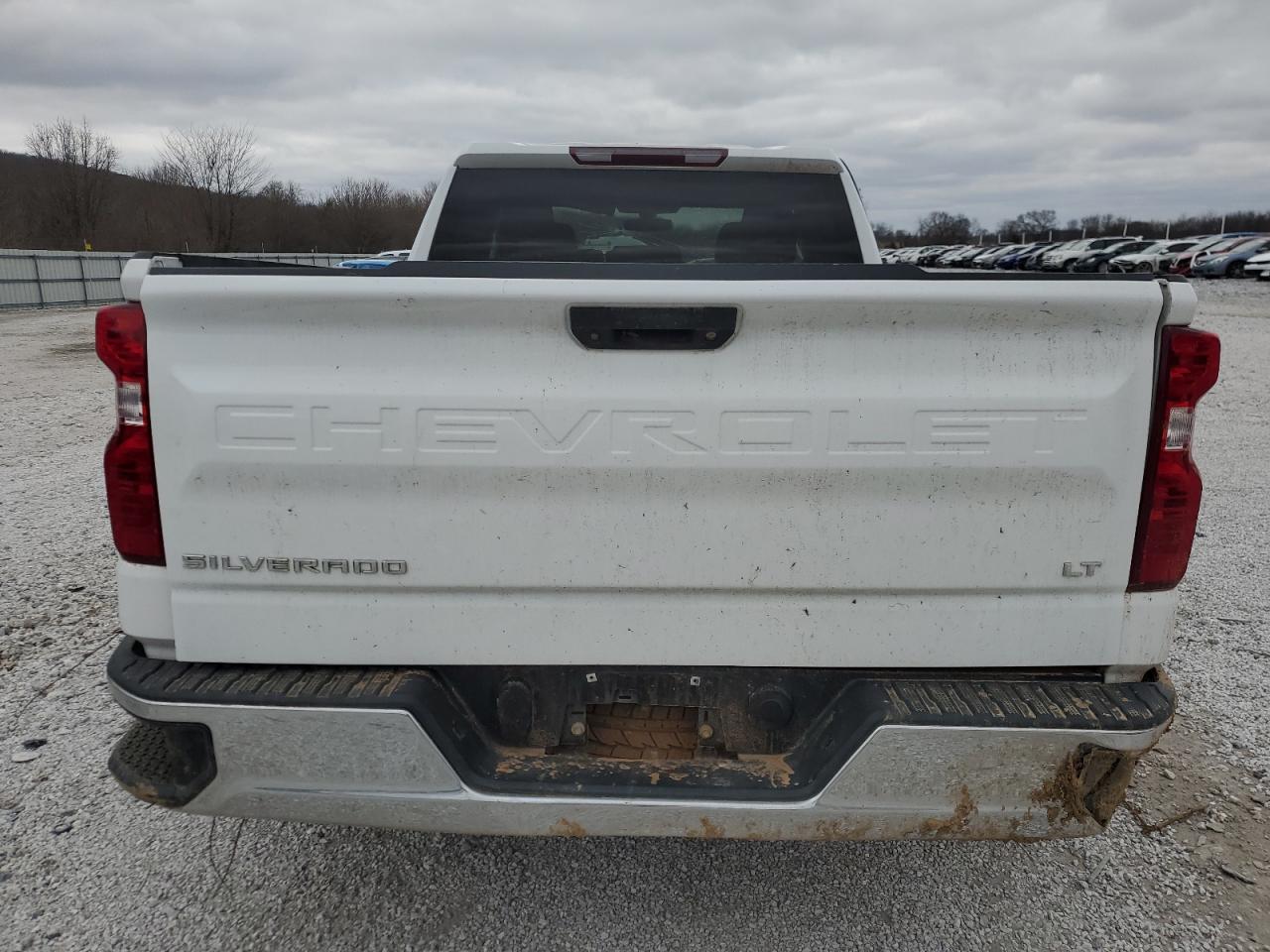 2019 Chevrolet Silverado - Image 6