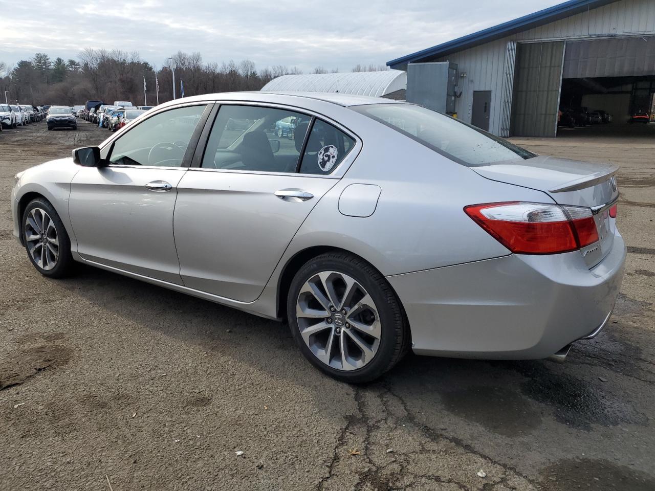 VIN 1HGCR2F55EA286142 2014 HONDA ACCORD no.2