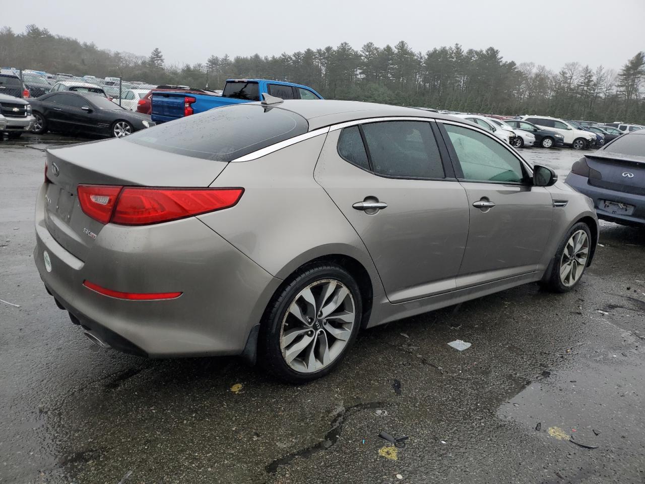 VIN 5XXGR4A7XFG440418 2015 KIA OPTIMA no.3