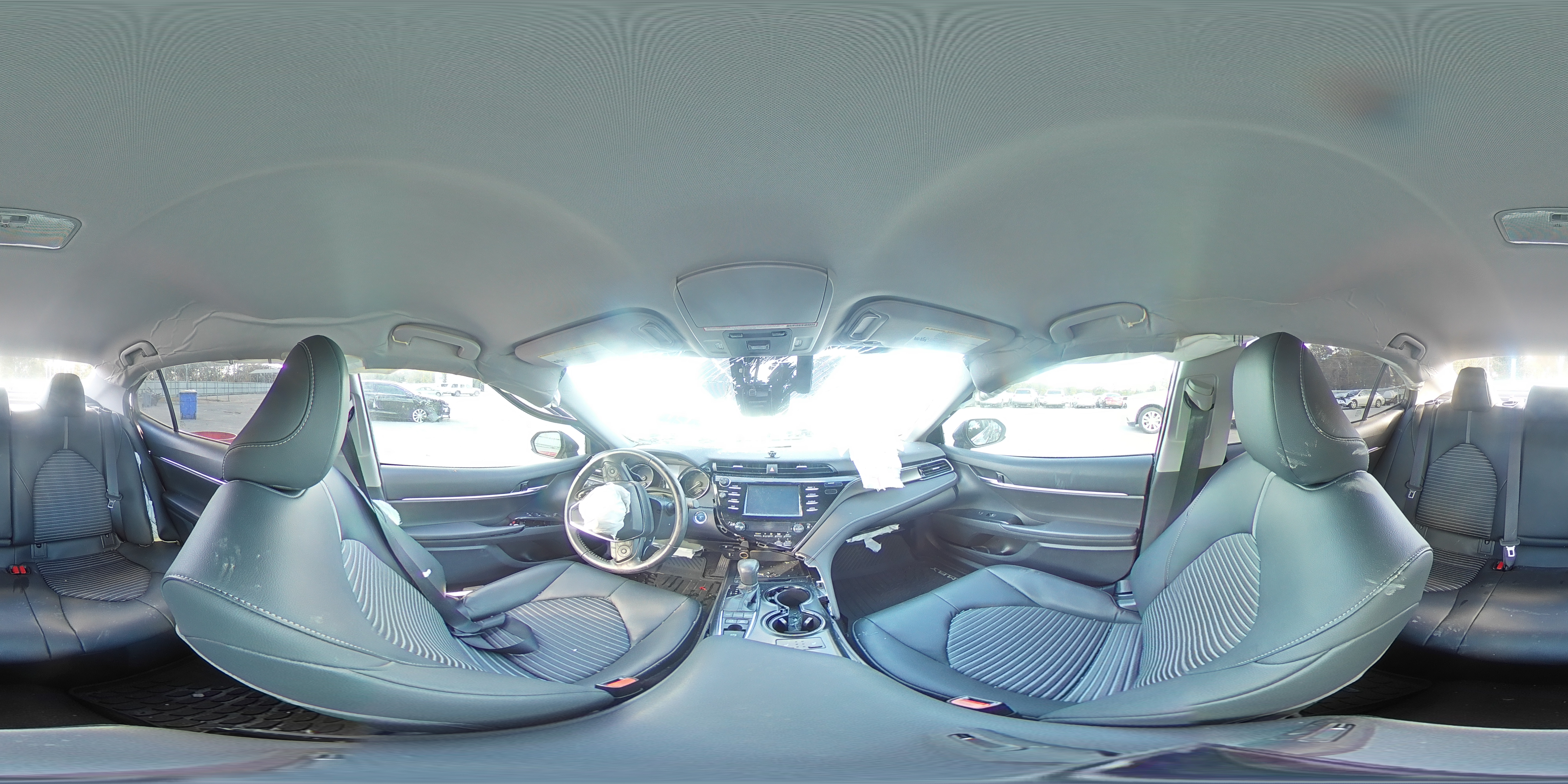 2019 Toyota Camry - Image 12