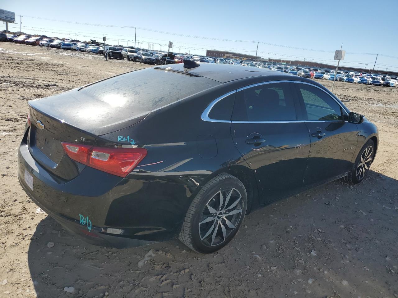 2016 Chevrolet Malibu - Image 3
