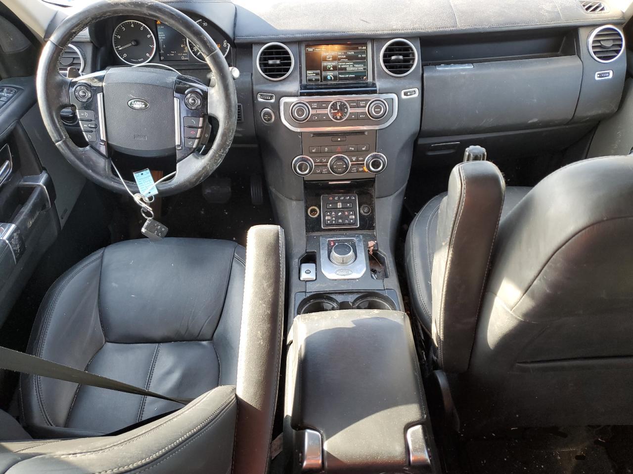 2014 Land Rover LR4 - Image 8