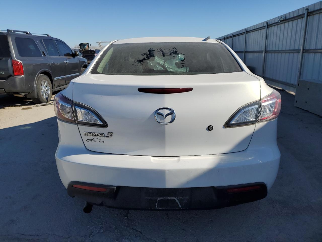 2010 Mazda 3 - Image 6