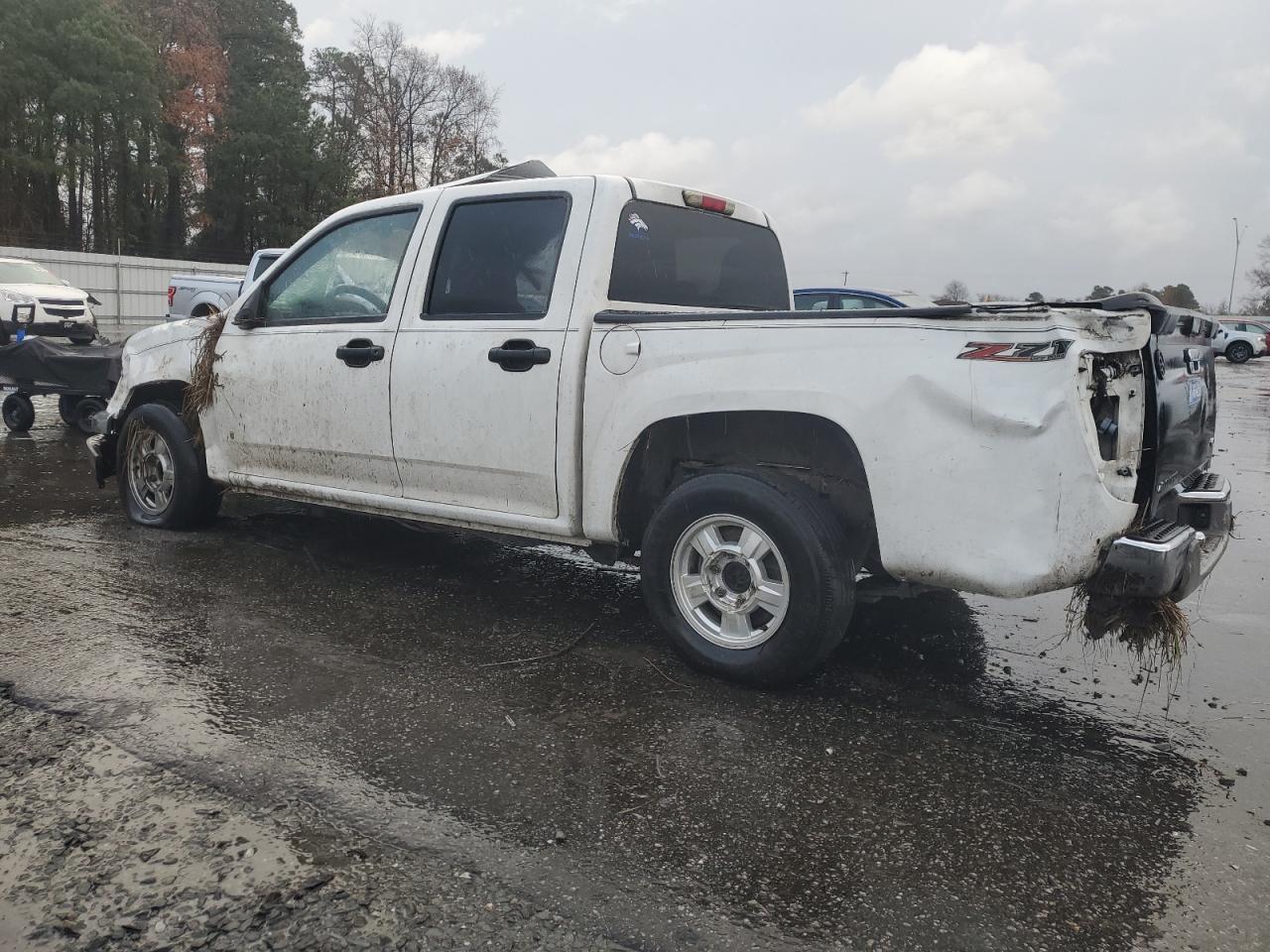 2006 Chevrolet Colorado - Image 2