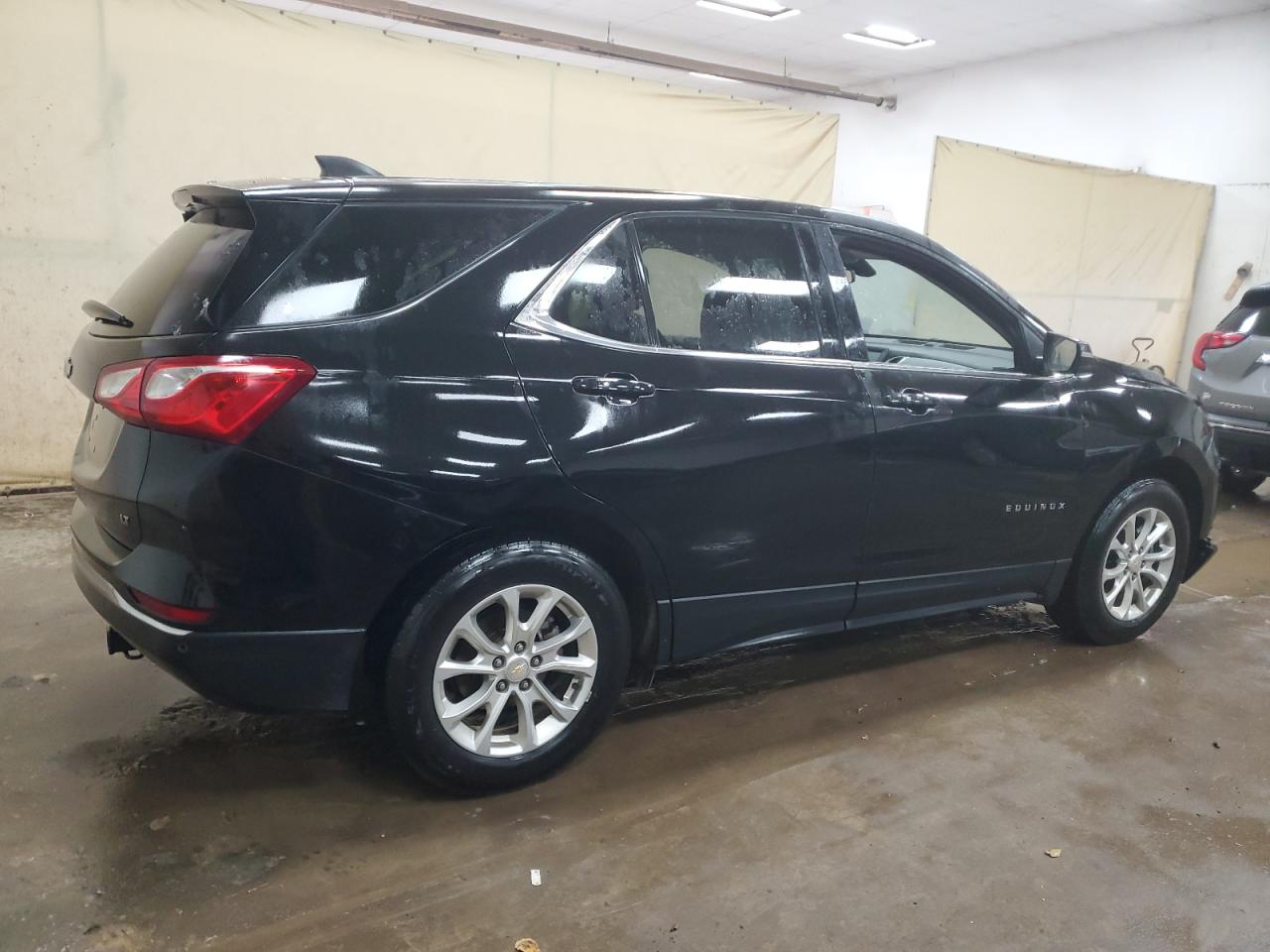 2018 Chevrolet Equinox - Image 3