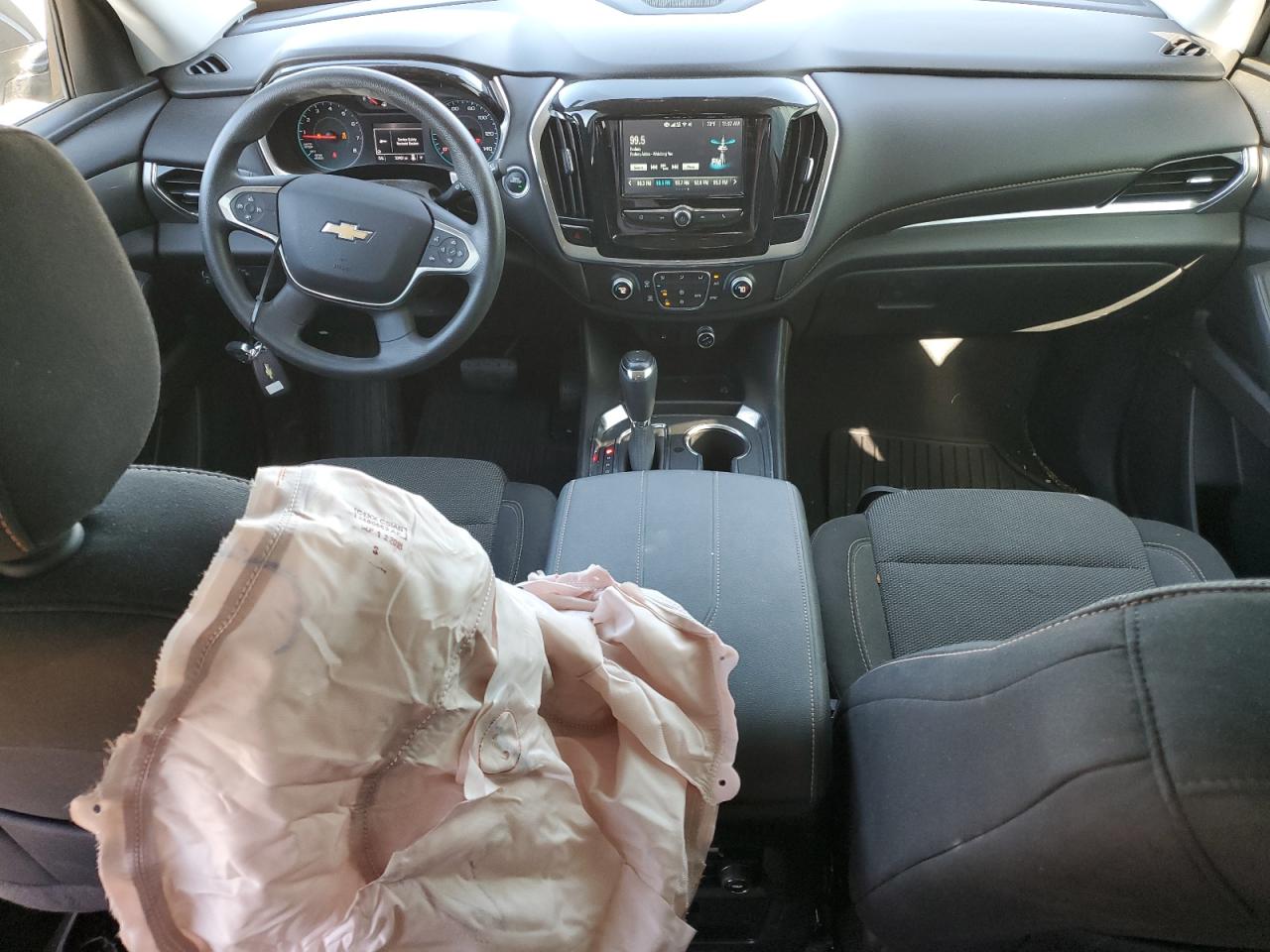 2019 Chevrolet Traverse Ls VIN: 1GNERFKW5KJ162534 Lot: 85689634