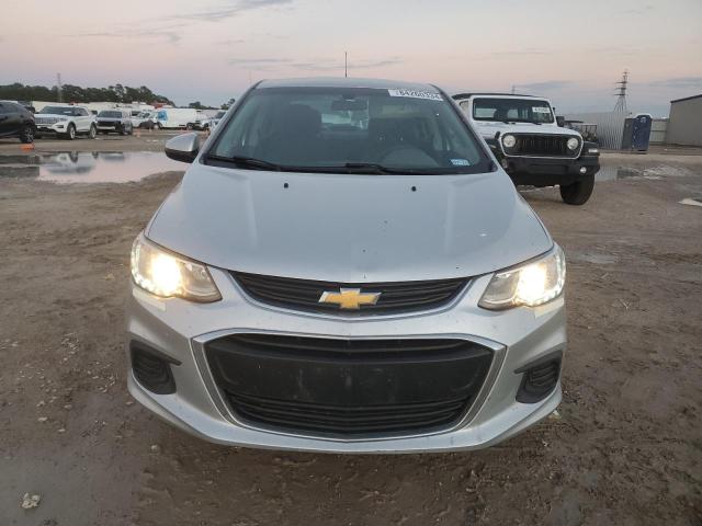  CHEVROLET SONIC 2017 Srebrny