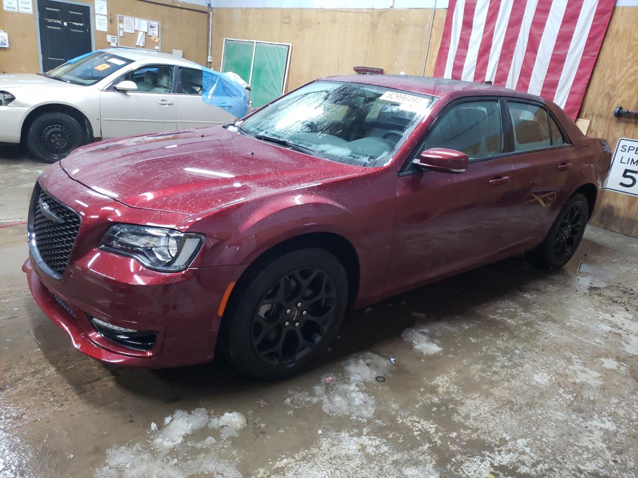 VIN 2C3CCASGXPH628517 2023 CHRYSLER 300 no.1