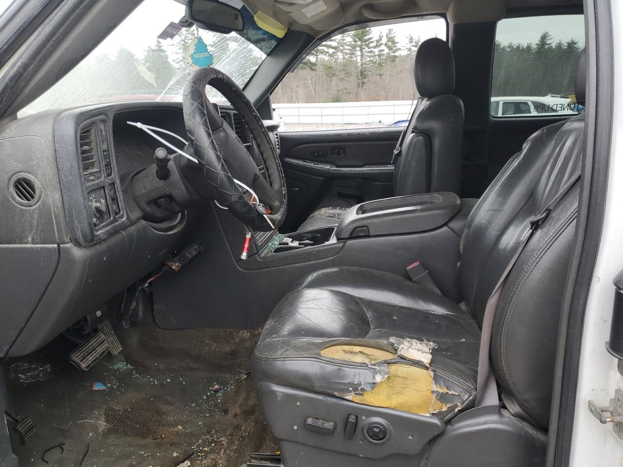 2005 GMC Sierra - Image 7