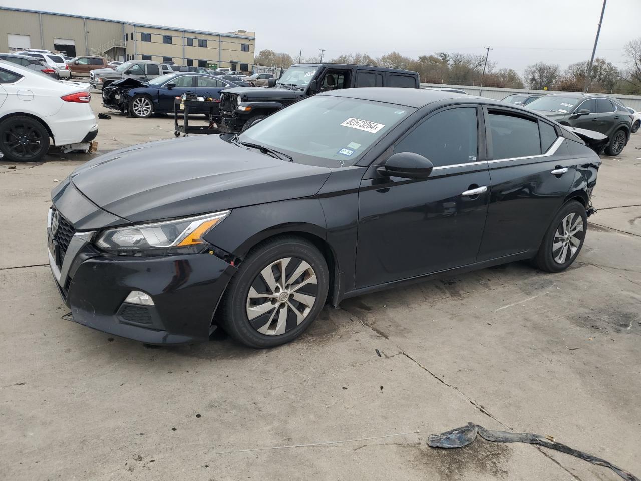 2020 Nissan Altima - Image 1