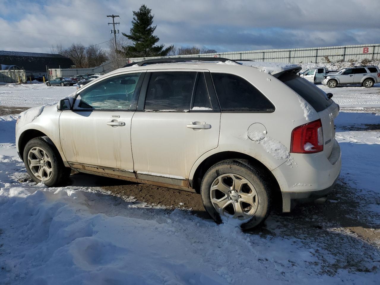 VIN 2FMDK3JC1EBB66907 2014 FORD EDGE no.2