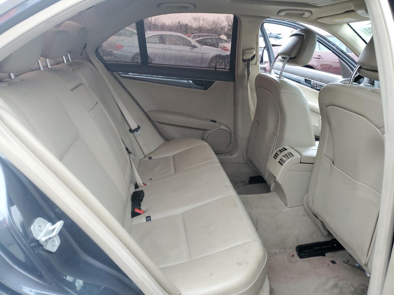 2013 Mercedes-Benz C 300 4Matic VIN: WDDGF8AB4DR295817 Lot: 84350204