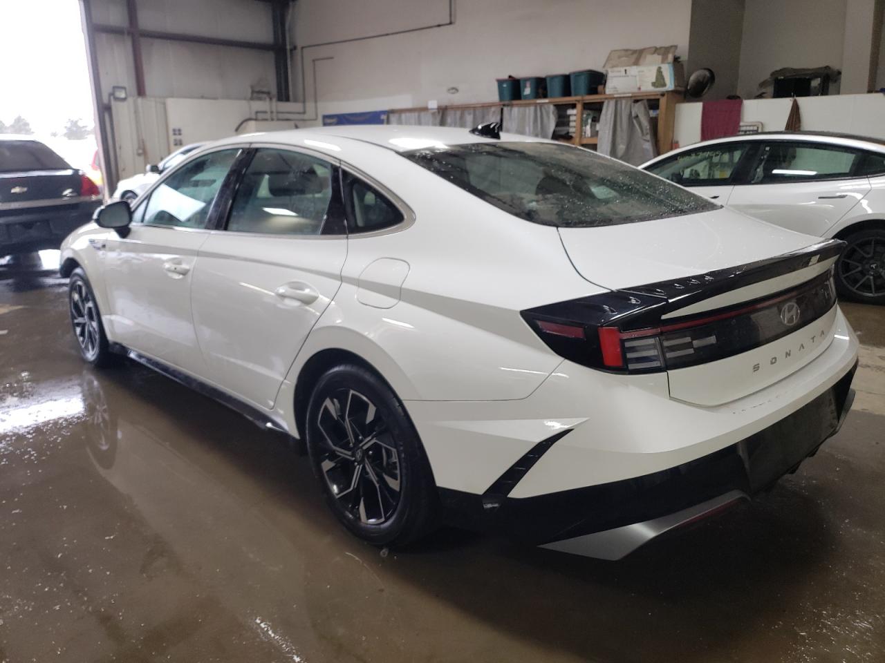 2024 Hyundai Sonata - Image 2