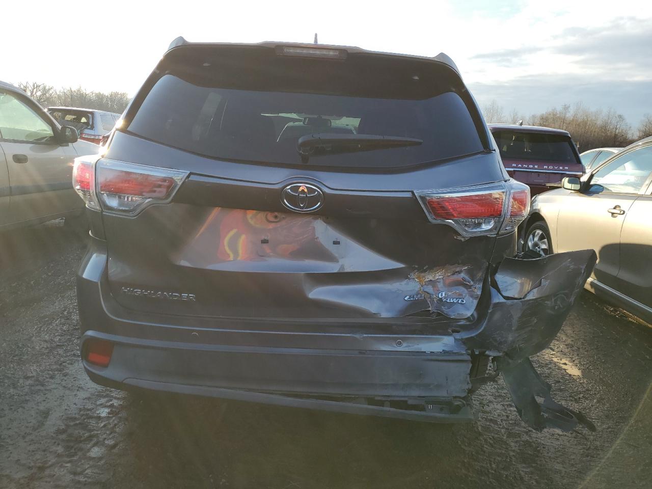 VIN 5TDDKRFHXGS236062 2016 TOYOTA HIGHLANDER no.6