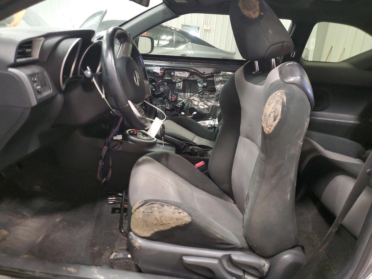 2015 Scion tC - Image 7