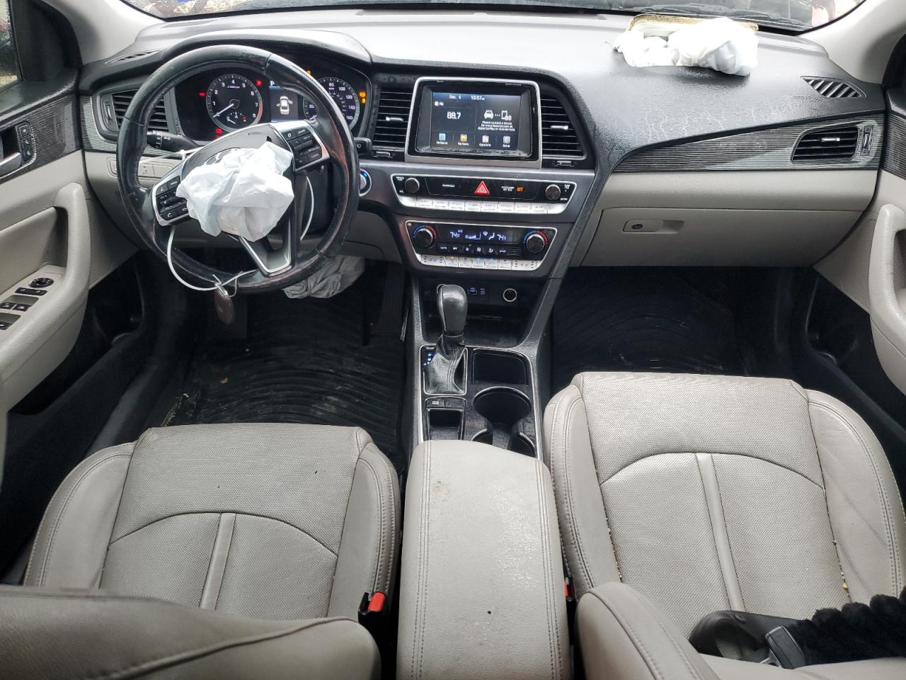 2018 Hyundai Sonata - Image 8