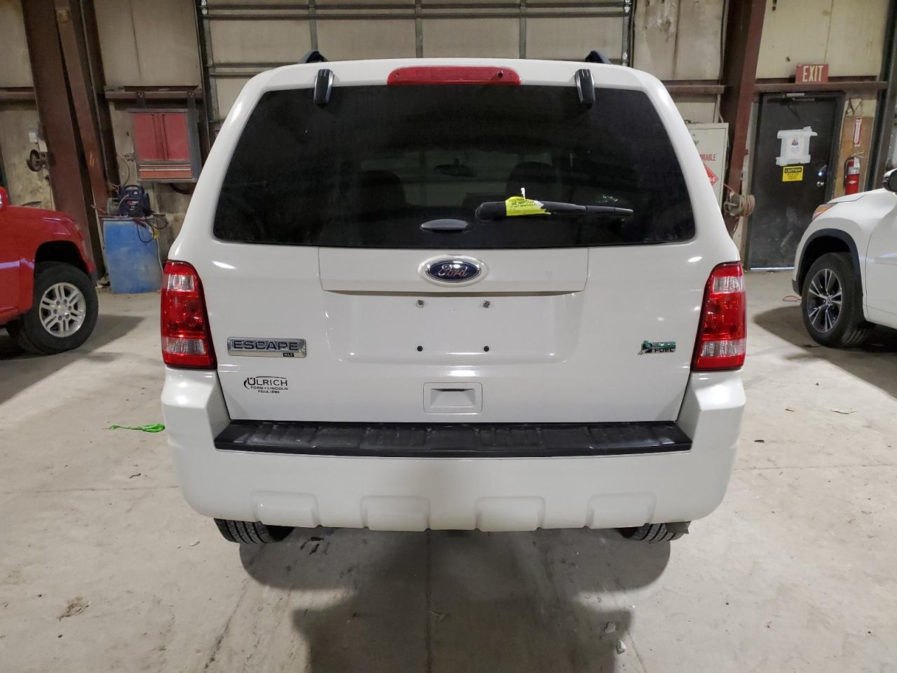 2012 Ford Escape - Image 6