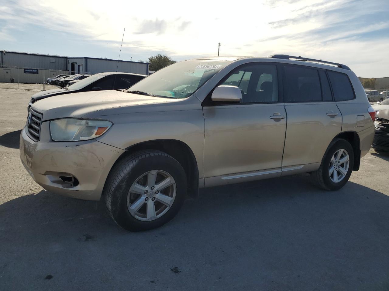 2010 Toyota Highlander - Image 1