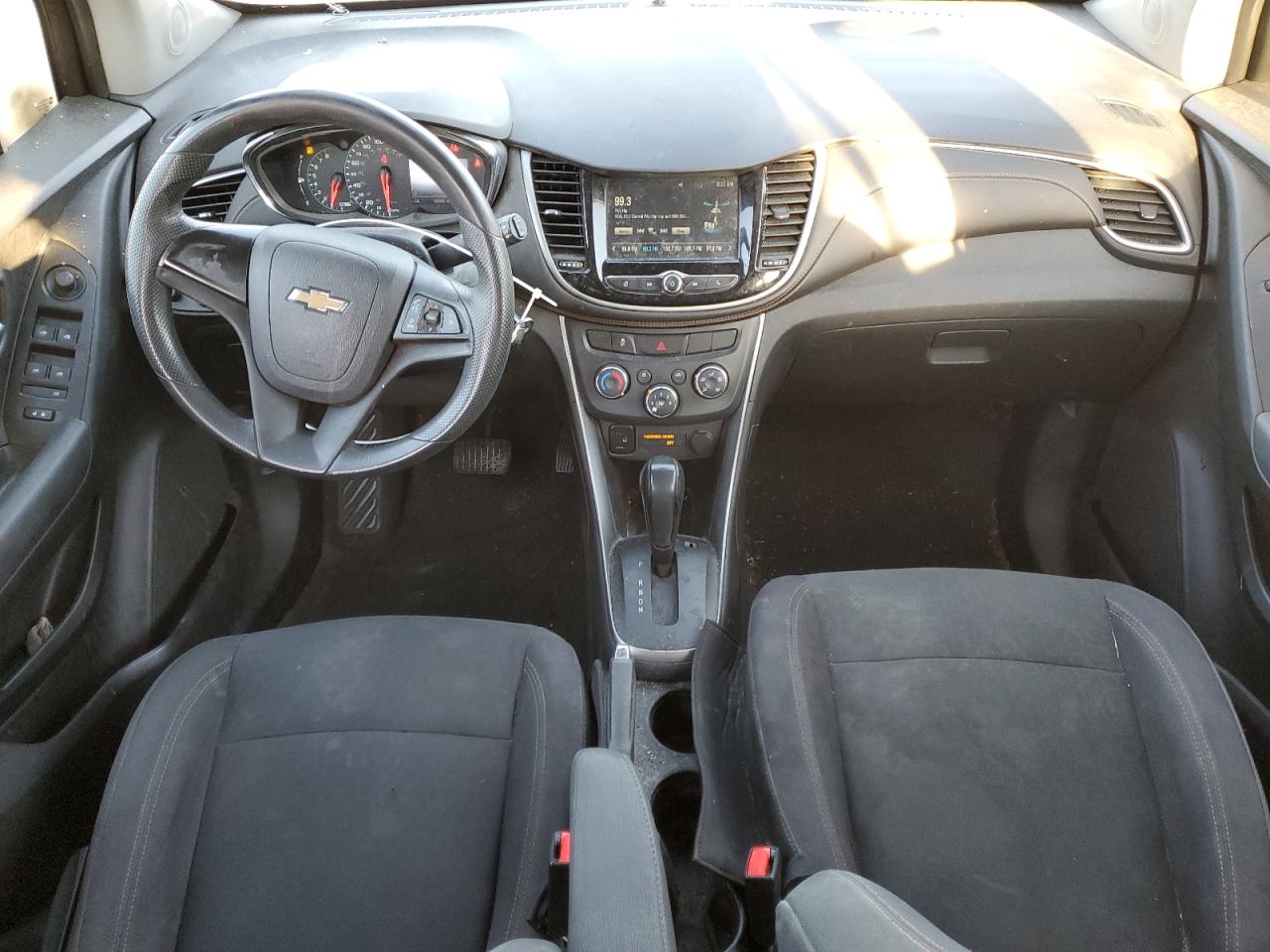 2017 Chevrolet Trax - Image 8