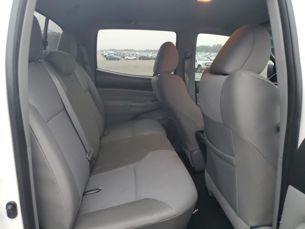2012 Toyota Tacoma - Image 10