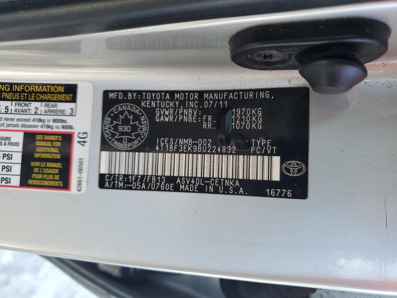 2011 Toyota Camry - Image 12