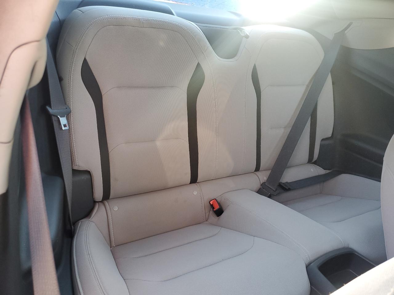 2019 Chevrolet Camaro - Image 10