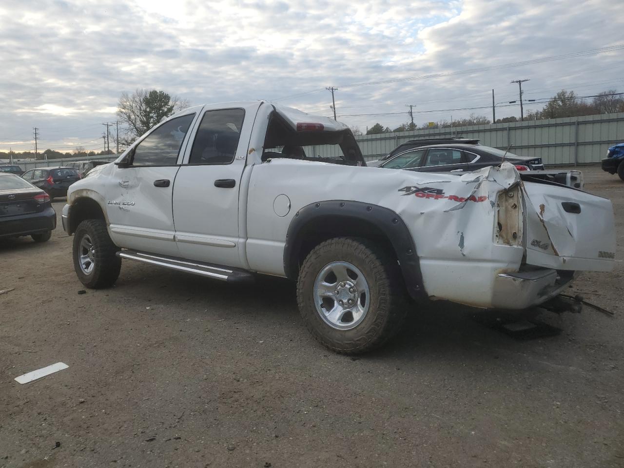 2002 Dodge RAM - Image 2