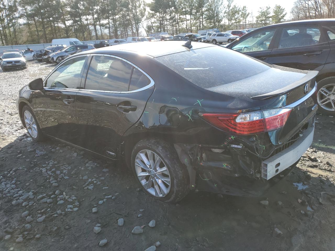 2014 Lexus ES - Image 2
