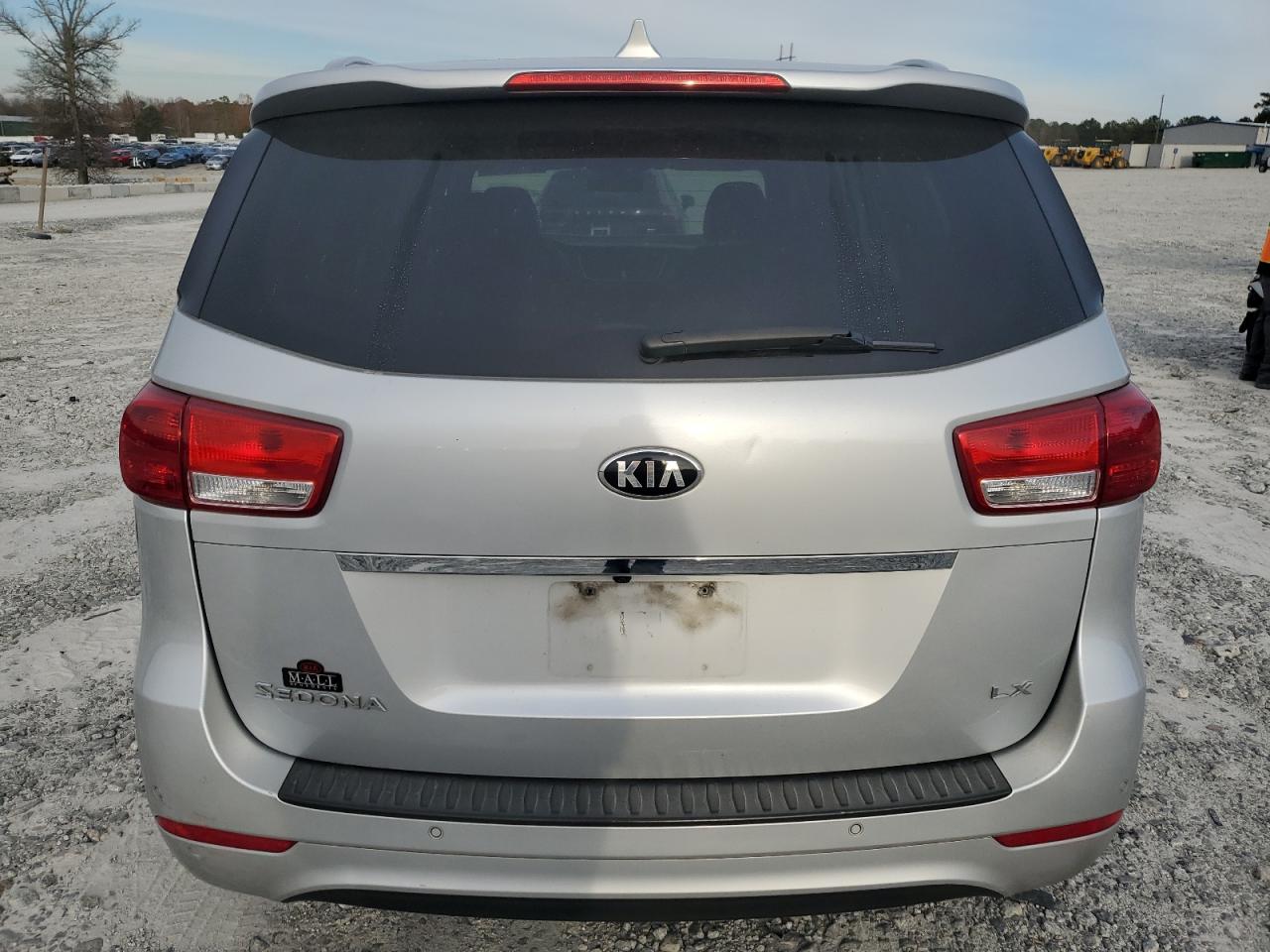 2018 Kia Sedona Lx VIN: KNDMB5C11J6351527 Lot: 83429874