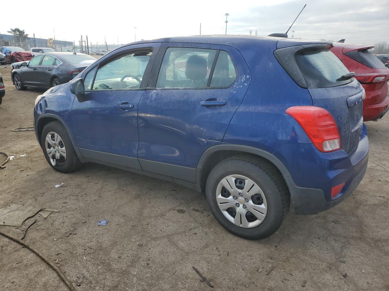 3GNCJKSB7HL189093 2017 CHEVROLET TRAX - Image 2