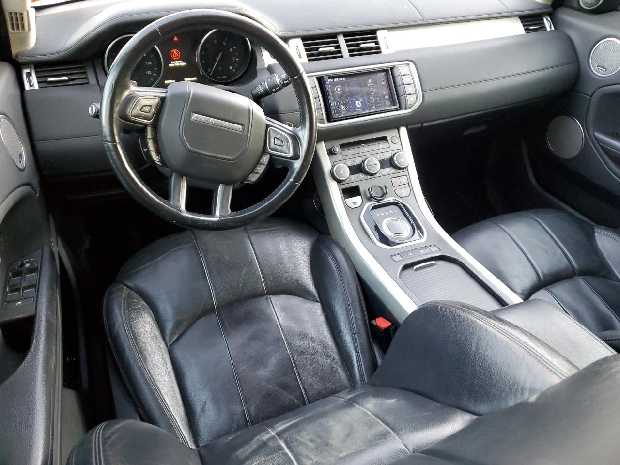 2016 Land Rover Range Rover - Image 8