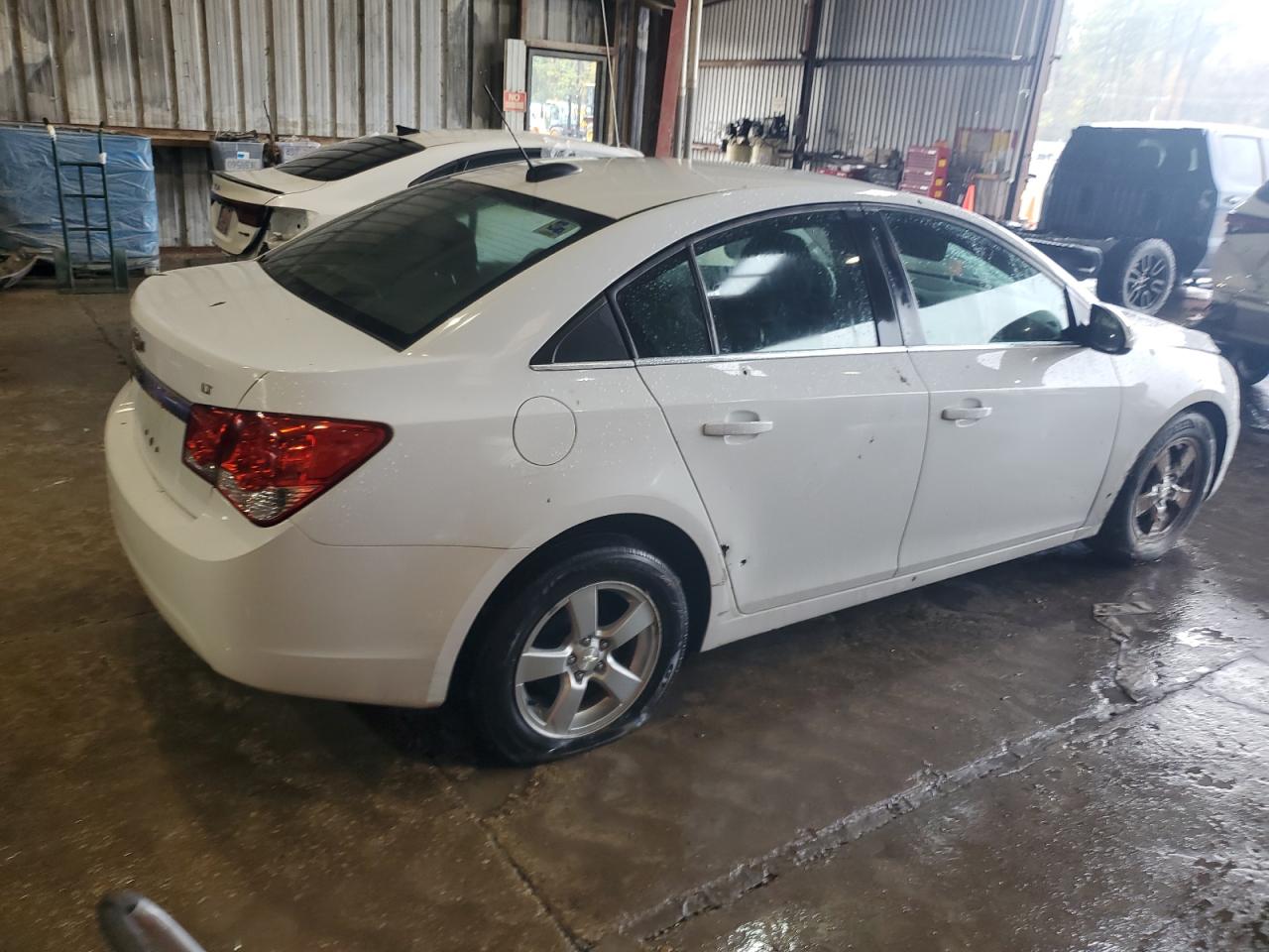 VIN 1G1PE5SB9G7121602 2016 CHEVROLET CRUZE no.3