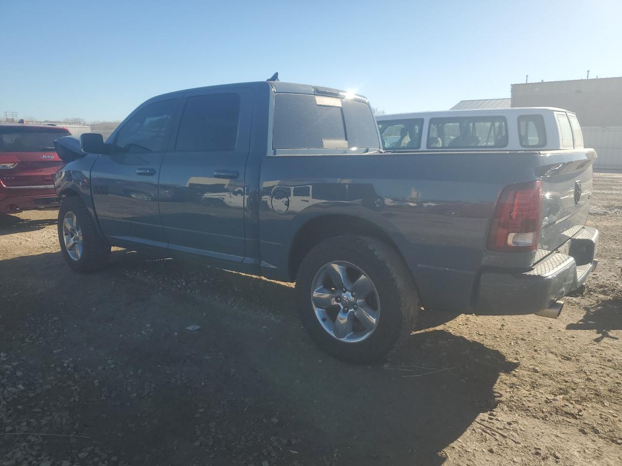2015 RAM 1500 - Image 2