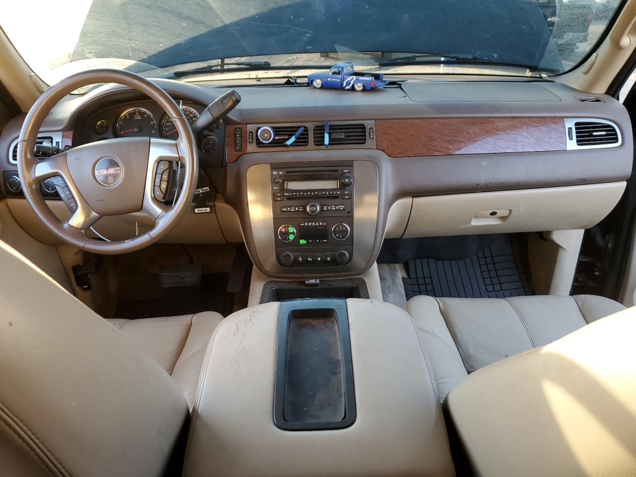 2007 GMC Yukon VIN: 1GKFK13027R213094 Lot: 84669324