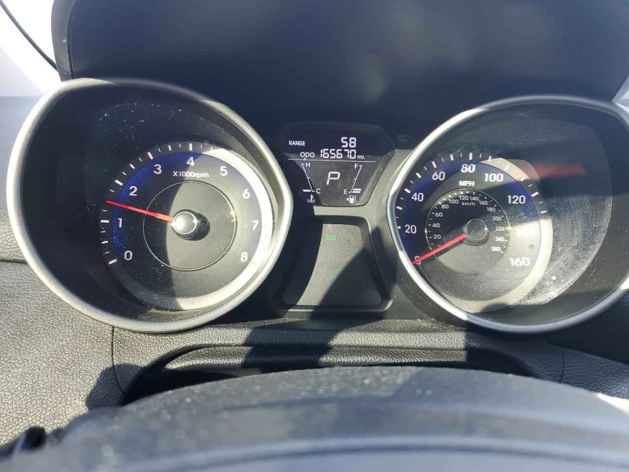 2013 Hyundai Elantra - Image 9