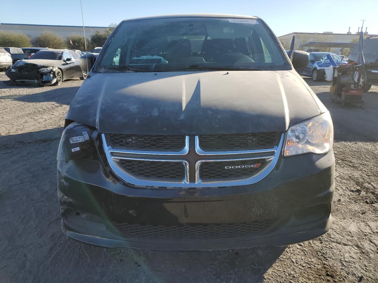 2017 Dodge Caravan - Image 5