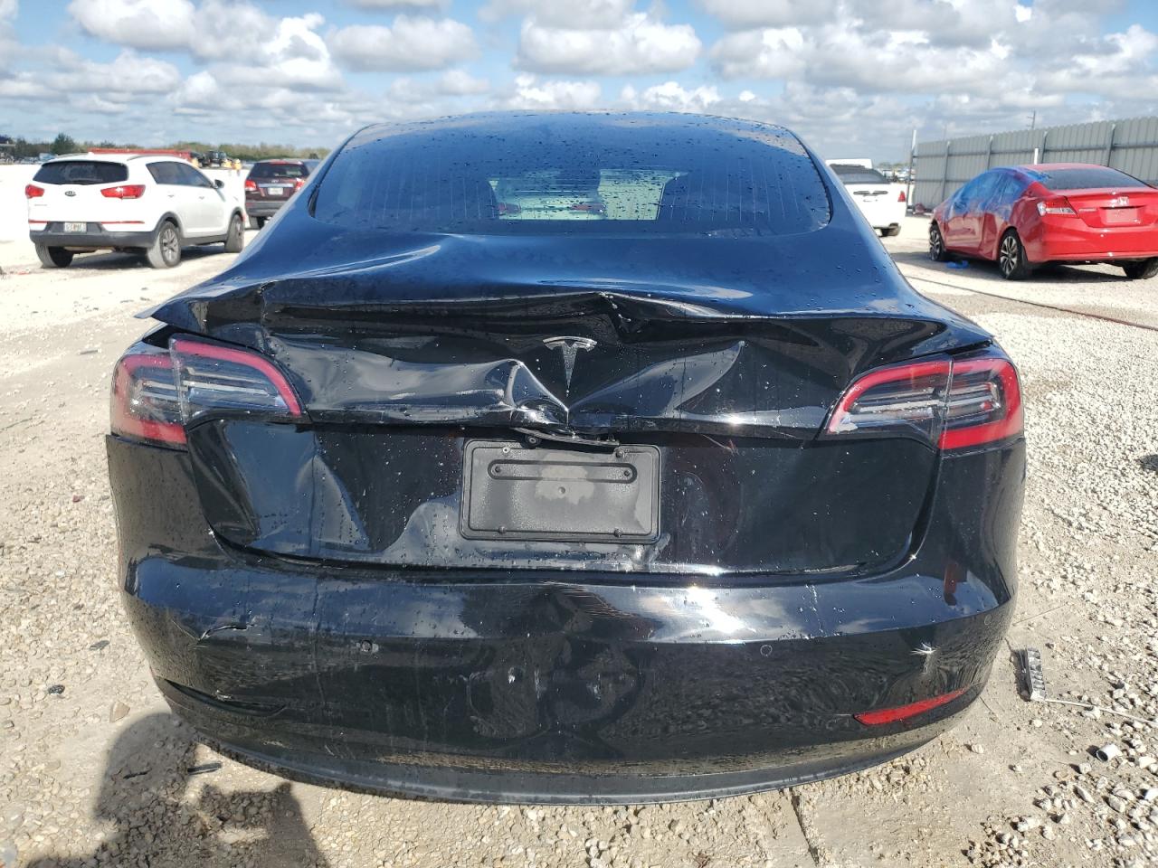 2019 Tesla Model 3 VIN: 5YJ3E1EA8KF305305 Lot: 85422454