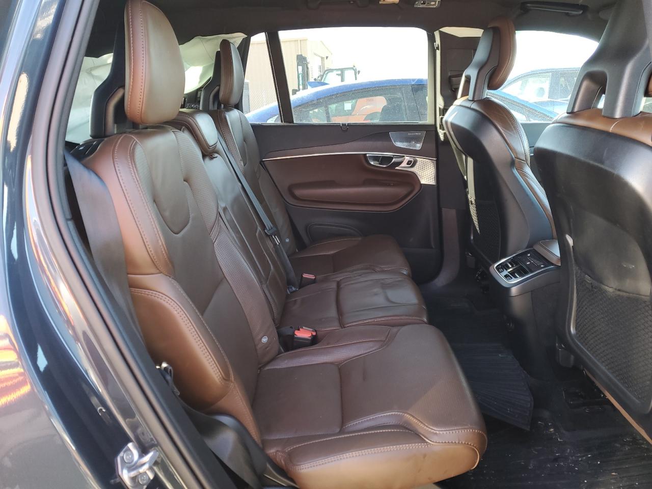 2021 Volvo XC90 - Image 11